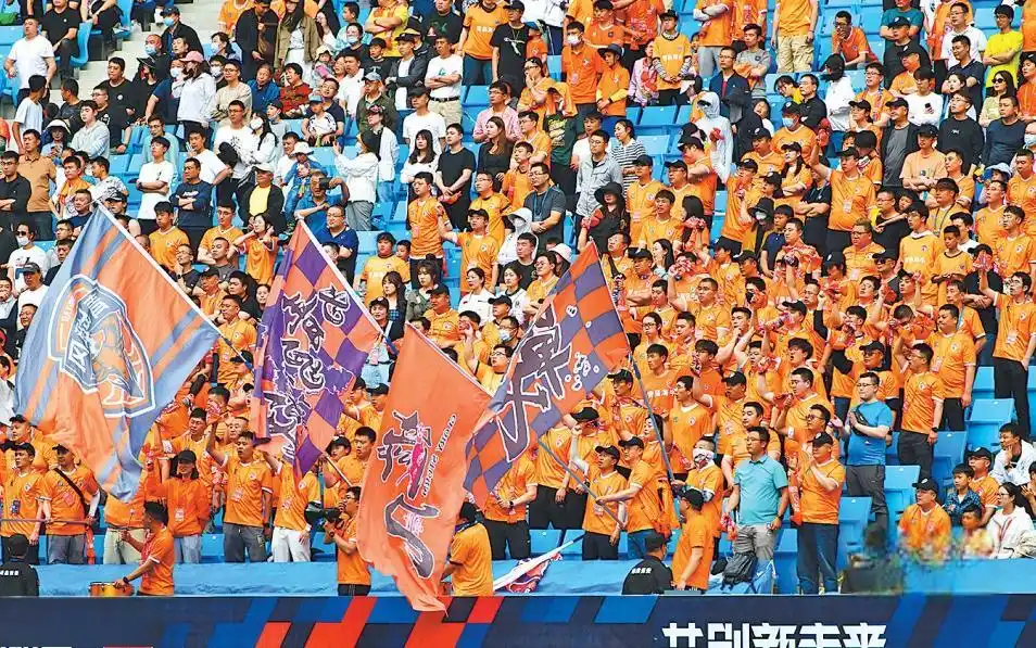 2026世界杯直播悬了?央视谈判僵局,球迷或首次无法免费看球