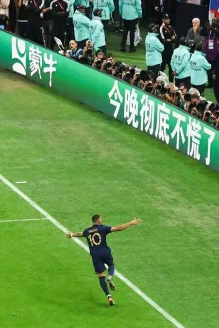 2026世界杯品牌战:乐高梅罗同框爆火,中国品牌组团扎根